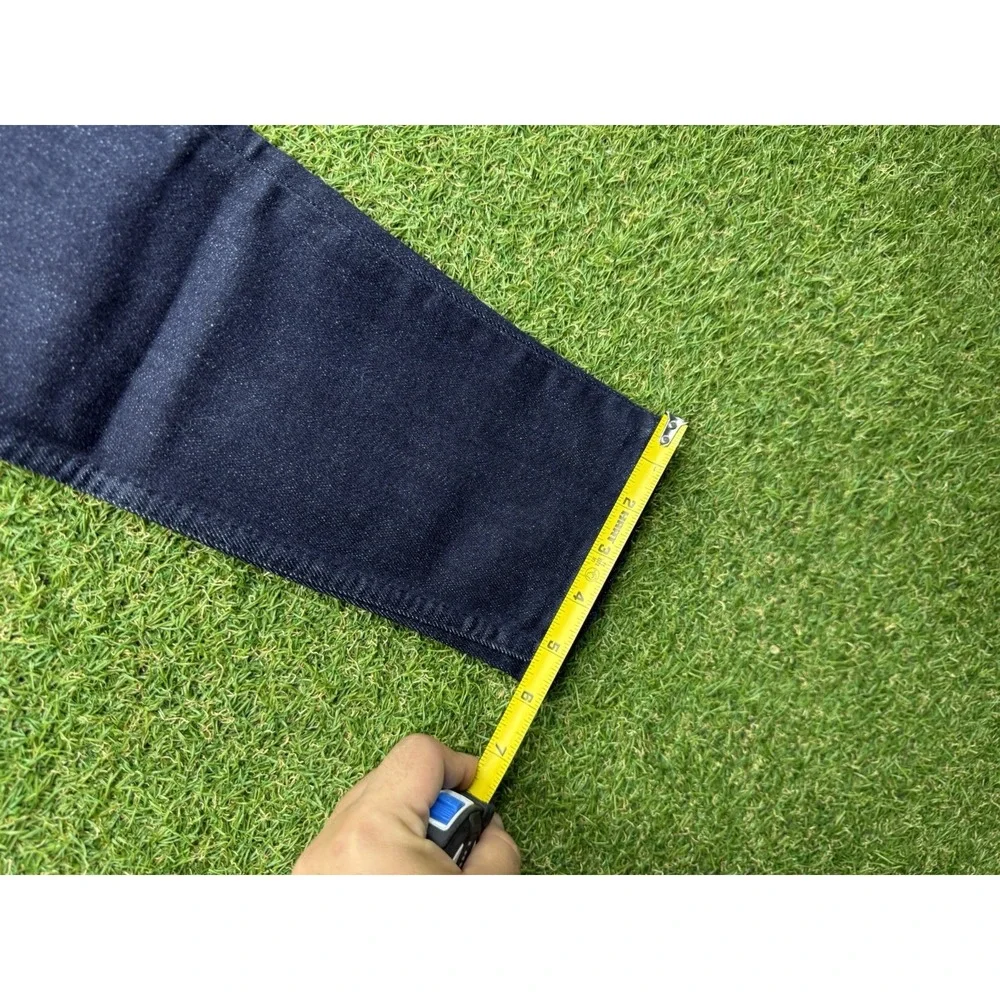 Levis shop confidence